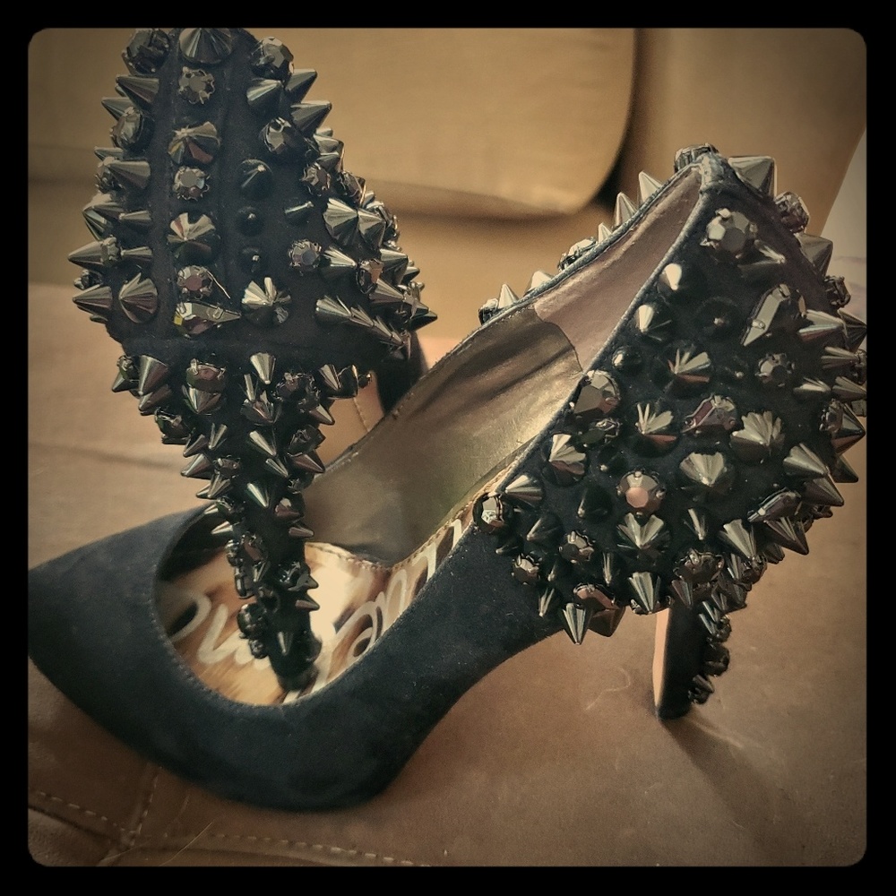 Sam Edelman black suede heels